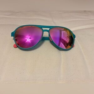 Stylish Teal Aviator Sunglasses